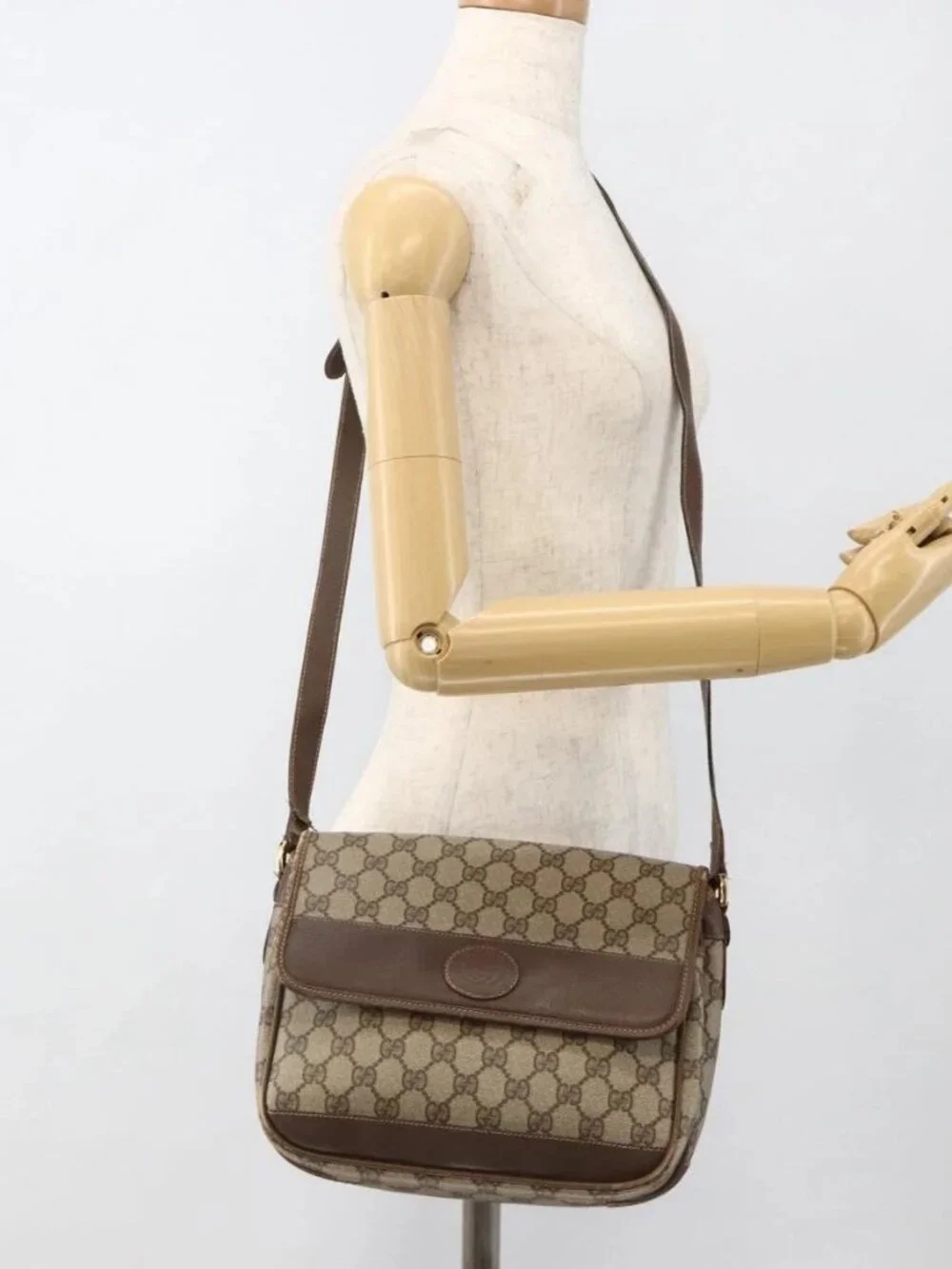 GUCCI GG Supreme Shoulder Bag PVC Beige Gold 001 116 0925 Auth 175362